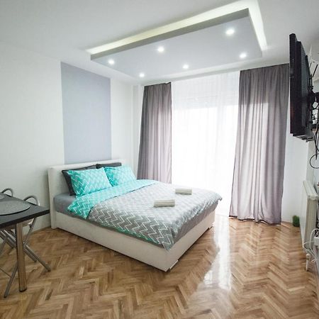 Mm Lux Apartment, Újvidék Kültér fotó